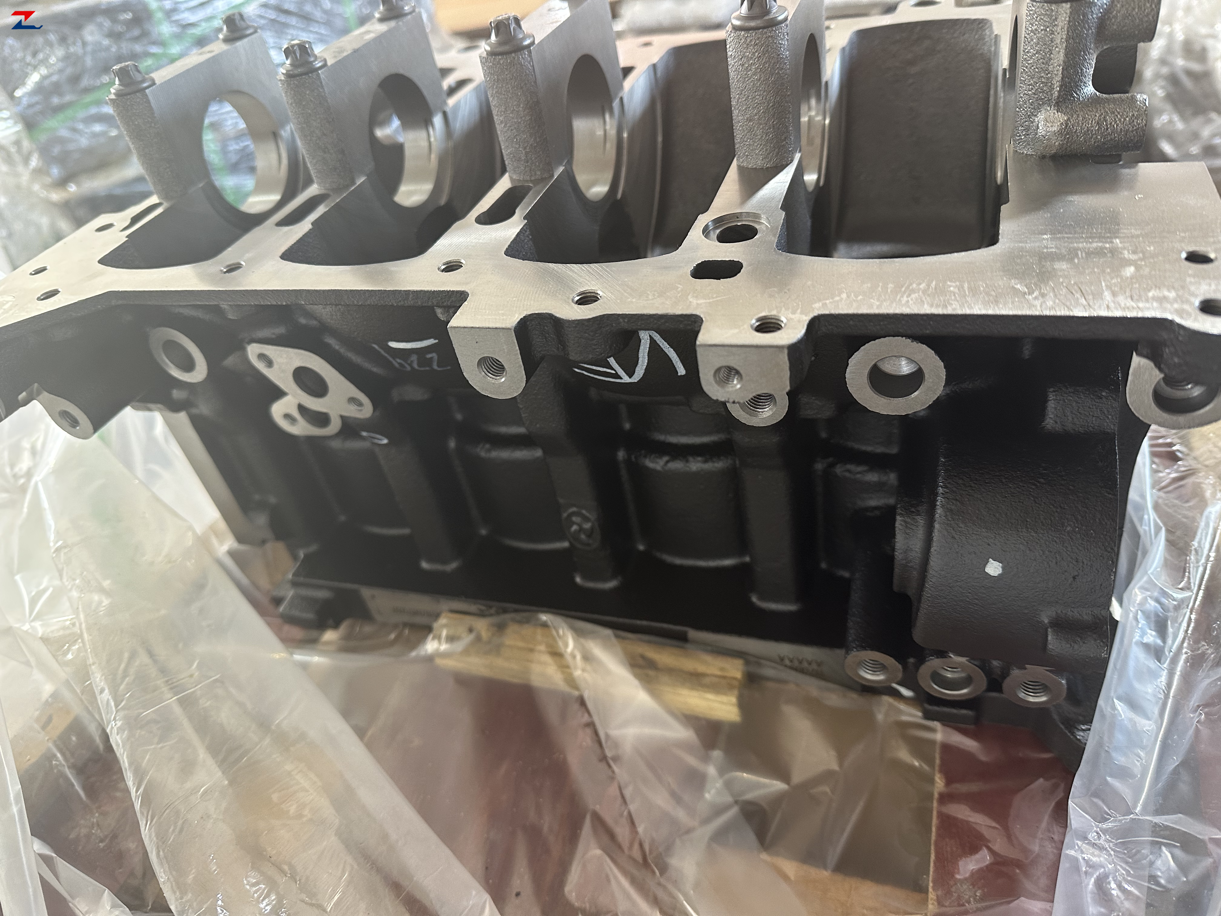 10199435 Suitable for Roewe 350 Zotye T600 Hanteng engine block 15S4G 15S4U 